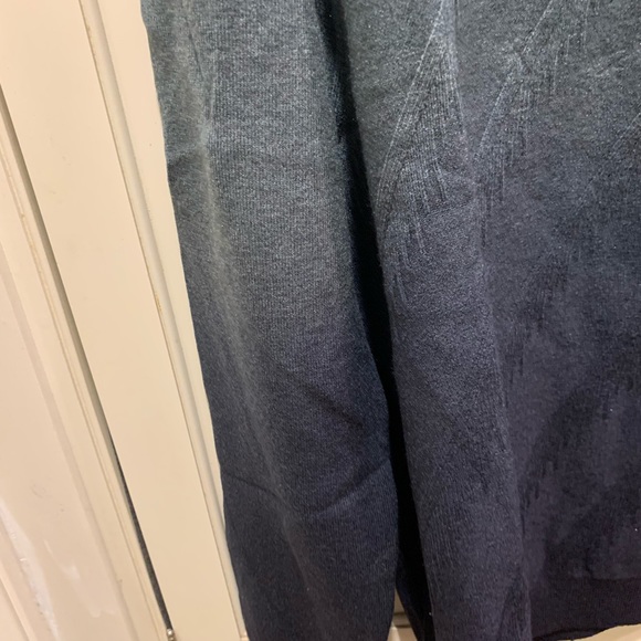 NWT Dronison Men's Size Medium Ombre Gray Sweater Acrylic Blend - Picture 7 of 12